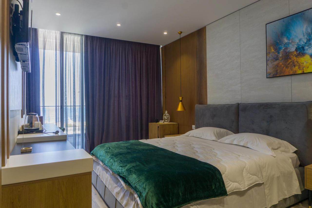 Hotel Morfeus Durres Ngoại thất bức ảnh