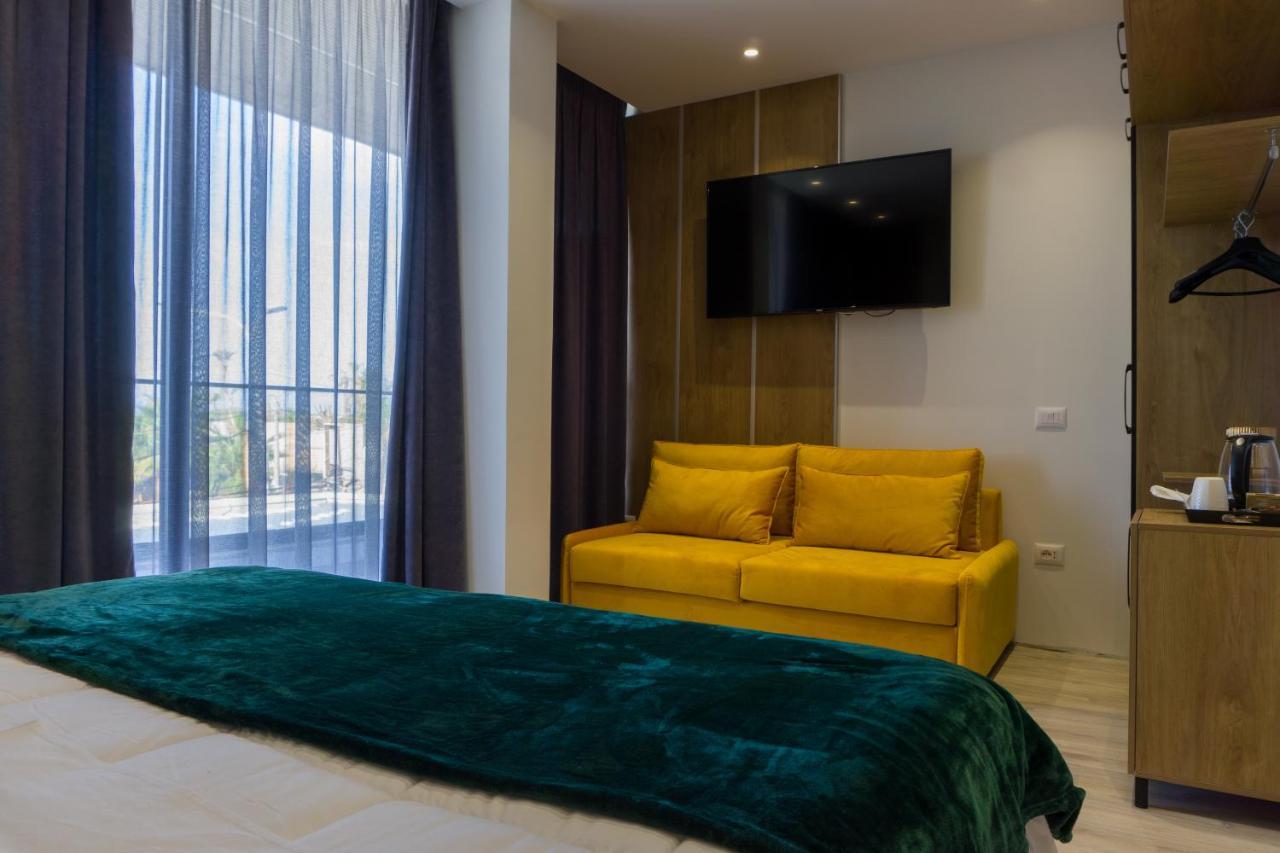 Hotel Morfeus Durres Ngoại thất bức ảnh