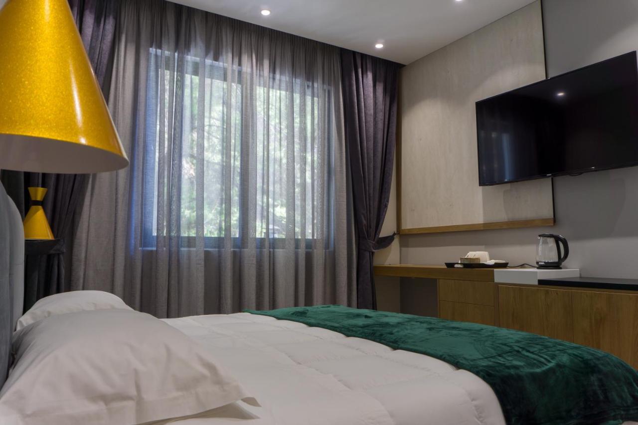 Hotel Morfeus Durres Ngoại thất bức ảnh